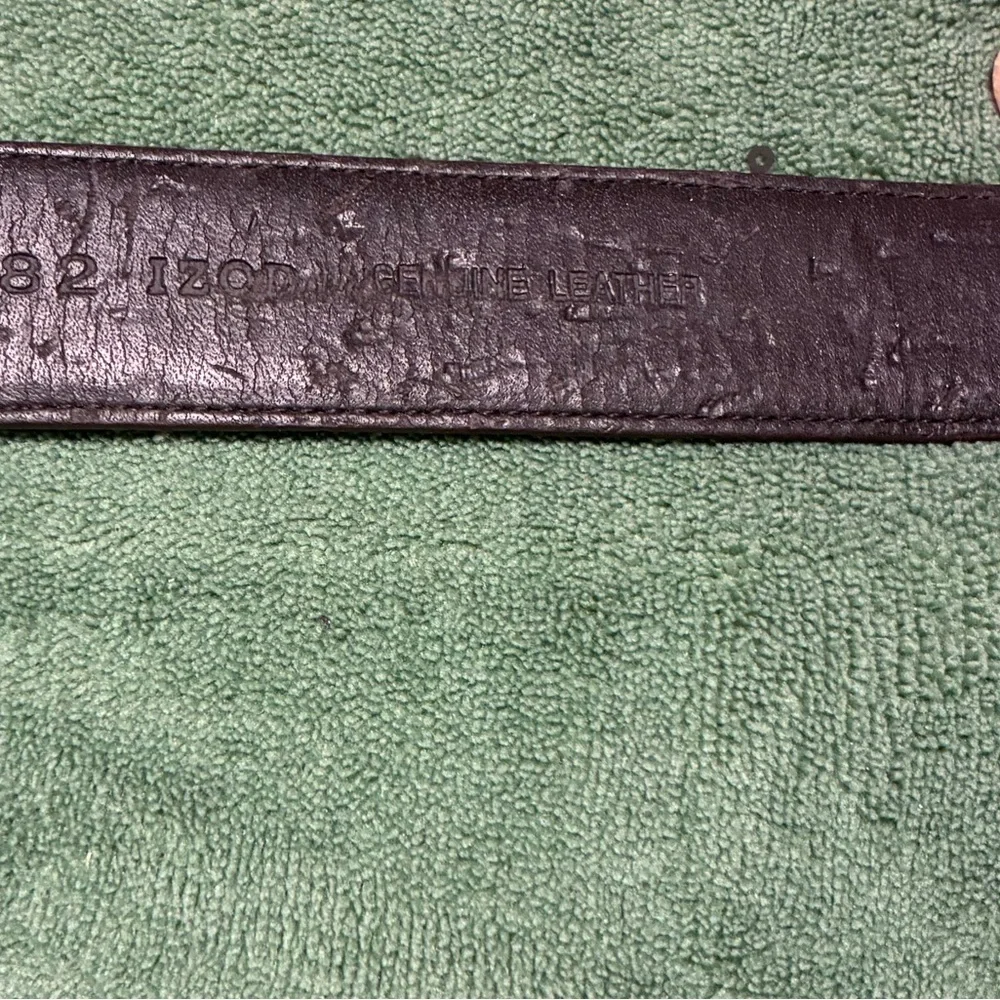 Izod Man Brown Leather 80s-Themed Golf Club Silver Hardware Belt. Size 40.